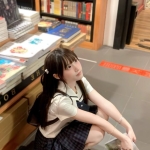 小涵 152.41kg.D奶.20歲 無整容超清純的妹妹